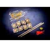 PRAWN AVOCADO ROLL 8PCS